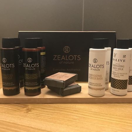Suitcase Saloniki Zewnętrze zdjęcie